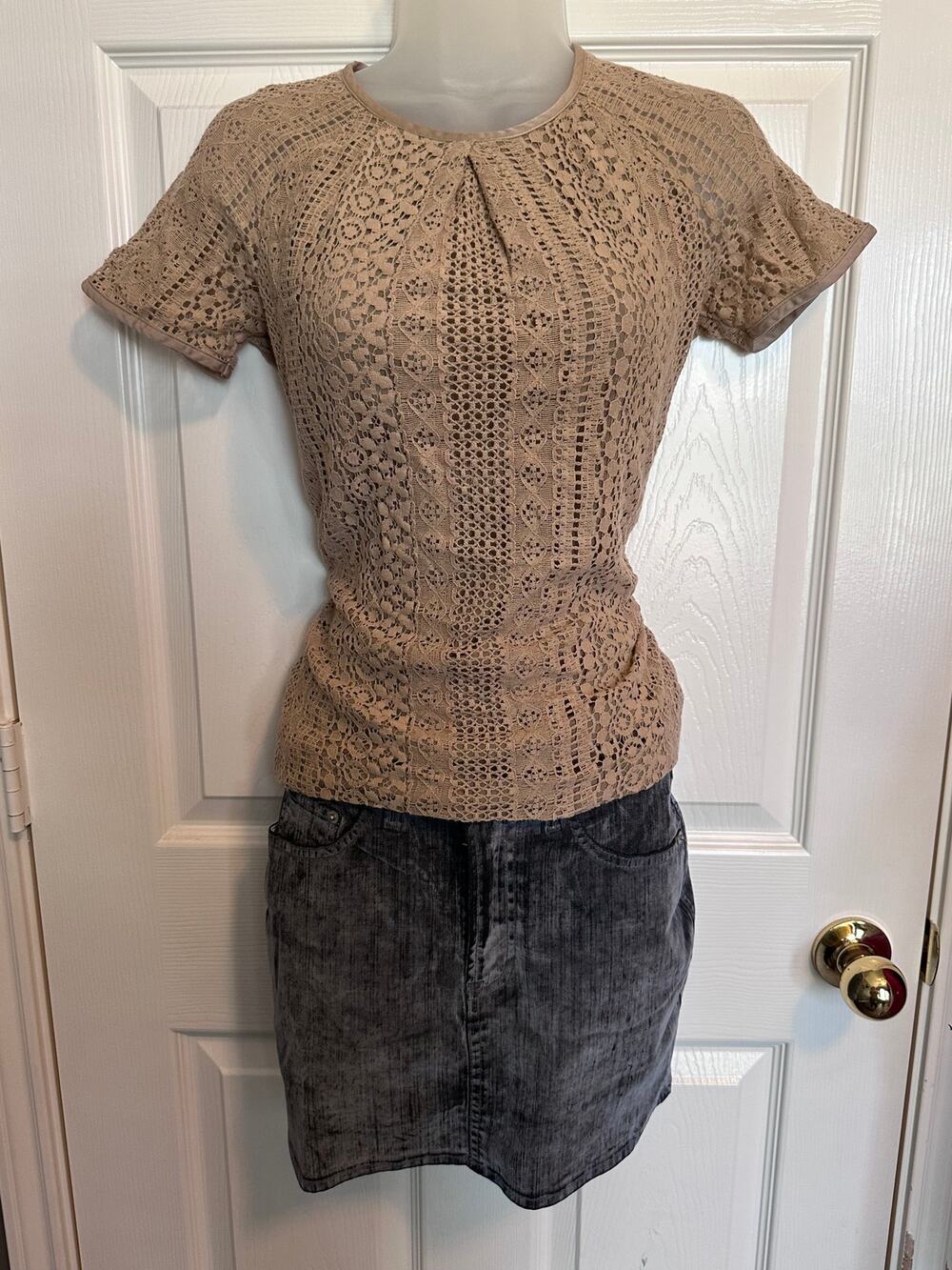 Banana Republic Lace Top Velvet Velour Mini Skirt Outfit Bundle Size 4